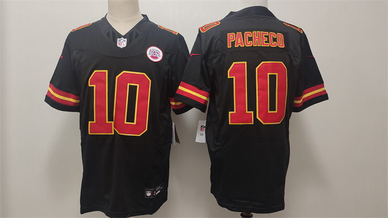Men's Kansas City Chiefs #10 Isiah Pacheco Black F.U.S.E Vapor Untouchable Limited Stitched Football Jersey Men's Kansas City Chiefs #10 Isiah Pacheco Black F.U.S.E Vapor Untouchable Limited Stitched Football Jersey